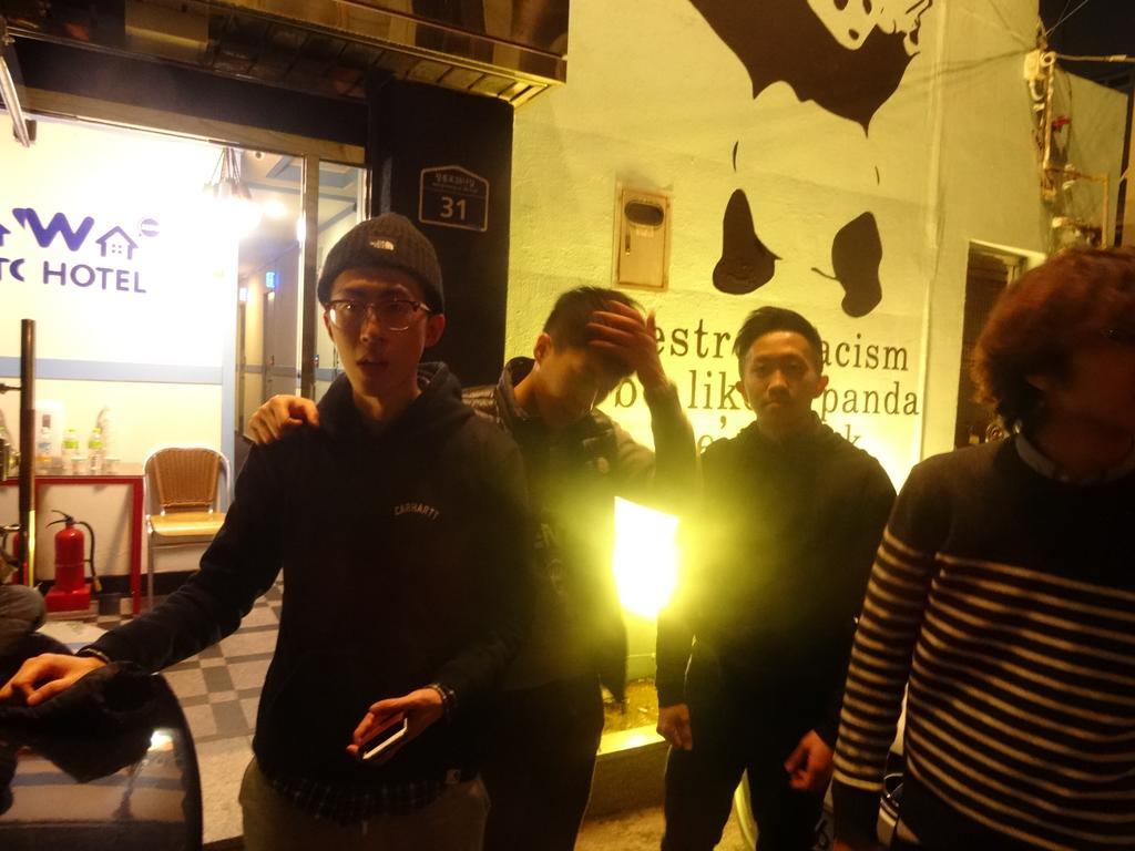 W Mini Hotel Dongdaemoon โซล ภายนอก รูปภาพ