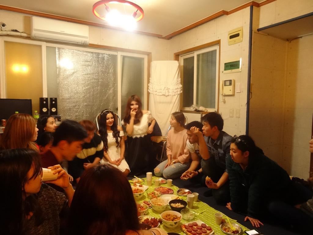 W Mini Hotel Dongdaemoon โซล ภายนอก รูปภาพ
