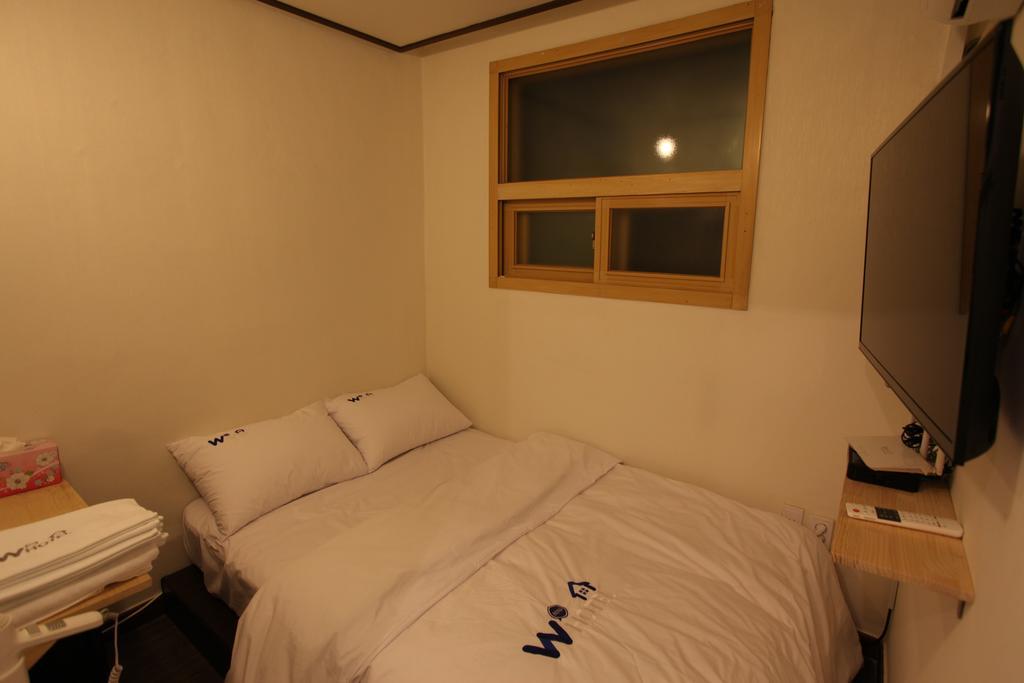 W Mini Hotel Dongdaemoon โซล ภายนอก รูปภาพ