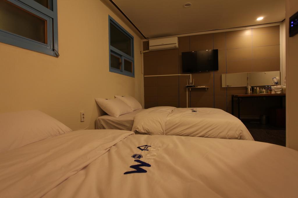 W Mini Hotel Dongdaemoon โซล ภายนอก รูปภาพ