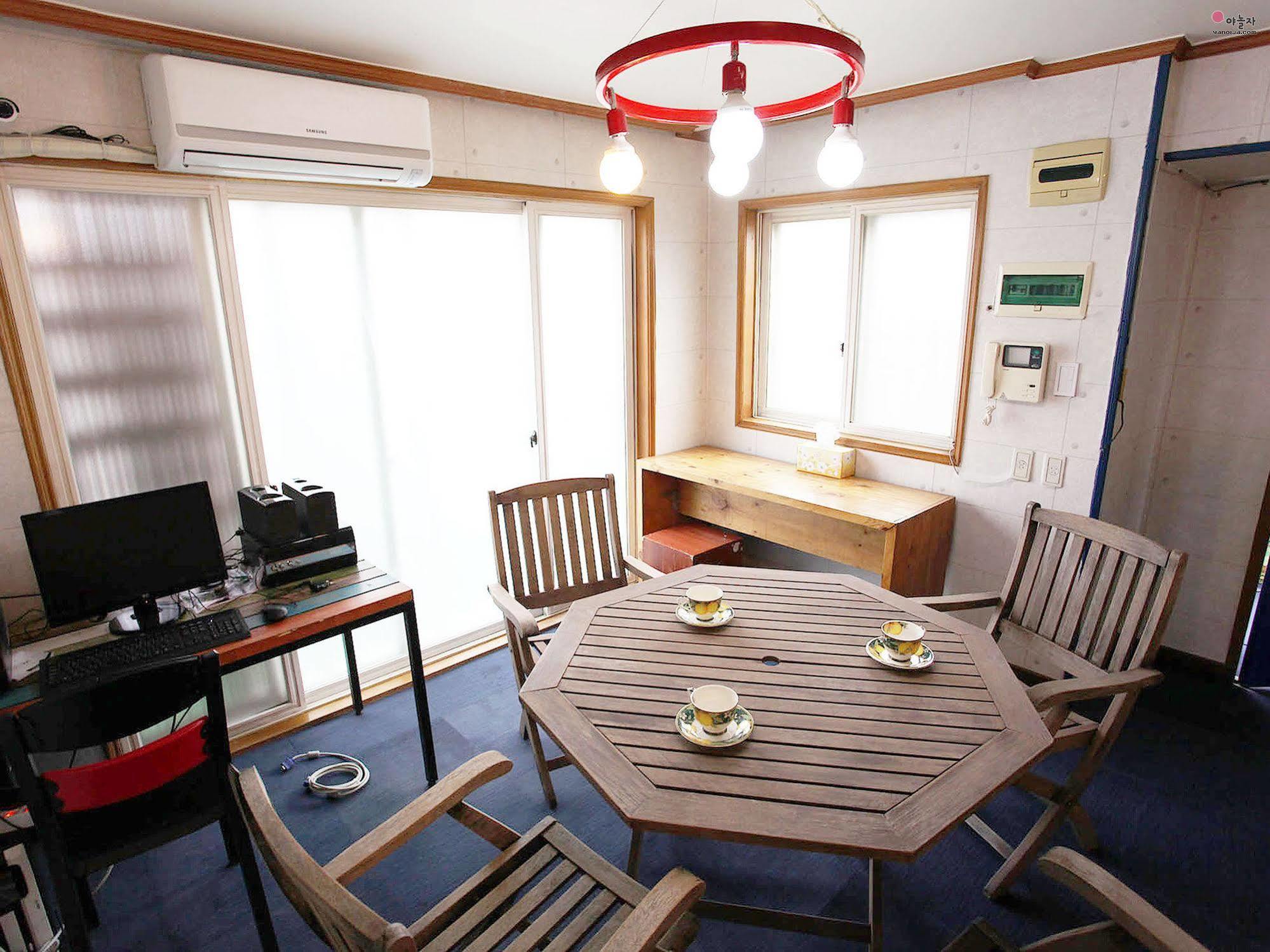 W Mini Hotel Dongdaemoon โซล ภายนอก รูปภาพ